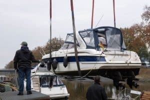 Die Tina kommt als zweites Boot