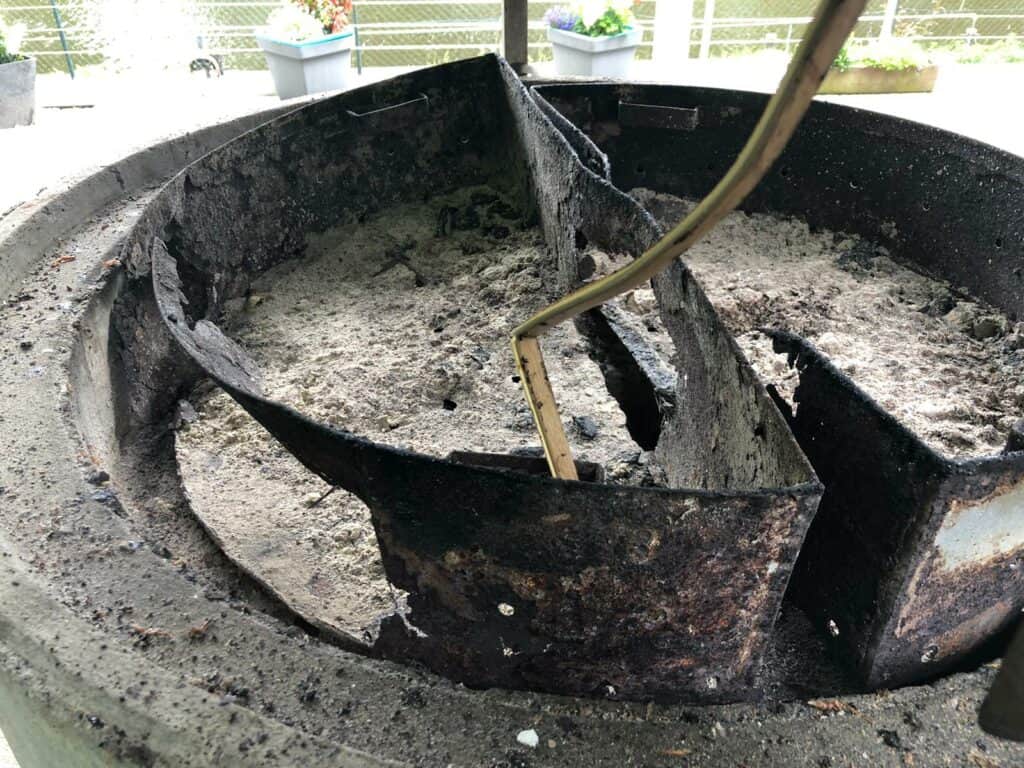 Alte Feuerschalen